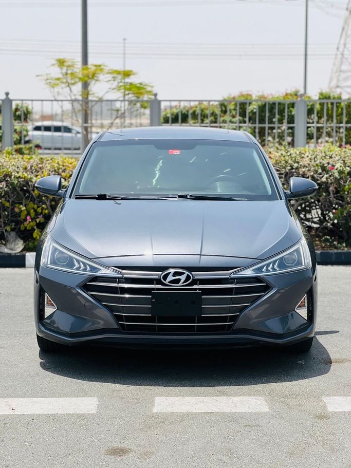 Подержанный Hyundai Elantra VI (AD) Рестайлинг, 1.6 л, 2019 в Дубае от PINOY USED CARS Серый цвет. GCC | AUTO.AE | Объявление #247516