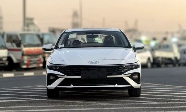 جديدة Hyundai Elantra عملية فيس ليفت VII (CN7), 1.5 l, 2026 في في الإمارات, دبي من Gulzar Motors FZE، اللون أبيض. المواصفات الصينية | AUTO.AE | إعلان #281537