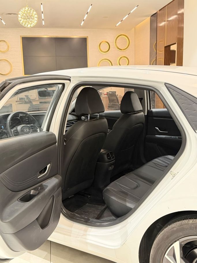 مستعملة ⁦Hyundai Elantra عملية فيس ليفت VII (CN7)، 1.6 l، 2025⁩ في في الإمارات, دبي من MASTER CARS USED CARS، اللون رمادي. المواصفات الصينية | AUTO.AE | إعلان #287305