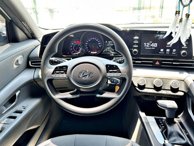 Used Hyundai Elantra VII (CN7), 1.6 l, 2023 in UAE, Dubai by AUTO LINK SPECIALIZED VEHICLES TRADING LLC, White color.  | AUTO.AE | Listing #295832 — photo 13 of 13