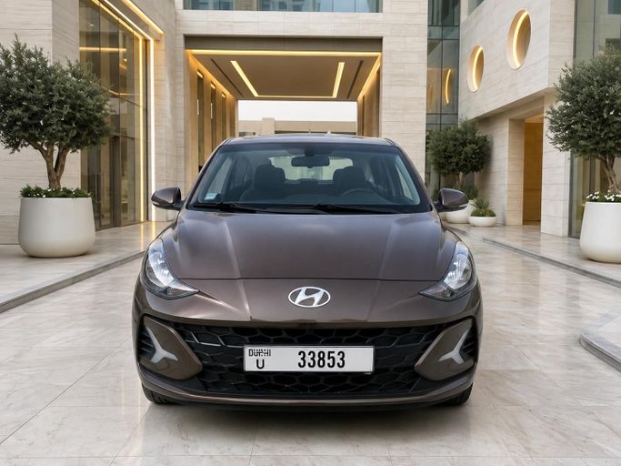 Подержанный Hyundai Grand i10 II (AI3 / Nios), 1.2 л, 2024 в Дубае Серый цвет. GCC | AUTO.AE | Объявление #256143