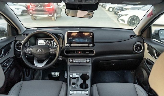 Новый Hyundai Kona I Рестайлинг, 2023 в Дубае от Altass Motors Серый цвет. GCC | AUTO.AE