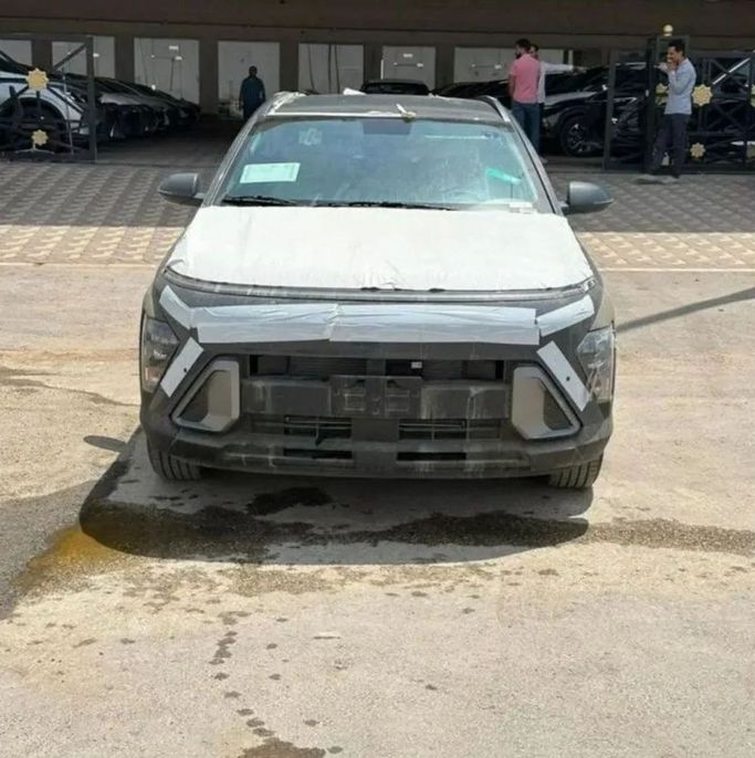 Новый Hyundai Kona II (SX2), 1.6 л, 2024 в Дубае от Mohamed Hakim Motors Серый цвет. GCC | AUTO.AE