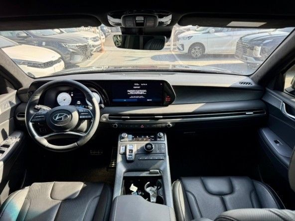 Новый Hyundai Palisade I Рестайлинг, 3.5 л, 2023 в Дубае от Titanum Cars Черный цвет.  | AUTO.AE