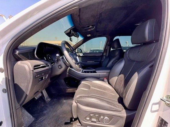 Подержанный Hyundai Palisade I Рестайлинг, 3.5 л, 2023 в Дубае от Titanum Cars Белый цвет. Other | AUTO.AE