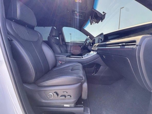 Подержанный Hyundai Palisade I Рестайлинг, 3.5 л, 2023 в Дубае от Titanum Cars Белый цвет. Other | AUTO.AE
