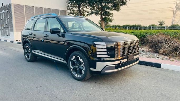جديدة Hyundai Palisade ثانياً, 2.5 l, 2025 في في دبي من Atlantis Motors FZE، اللون أسود. مواصفات الخليج | AUTO.AE