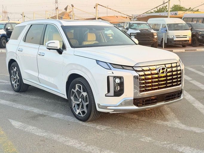 Подержанный Hyundai Palisade I, 3.8 л, 2021 в Дубае от Shamshad Motors FZCO Белый цвет. Американская | AUTO.AE