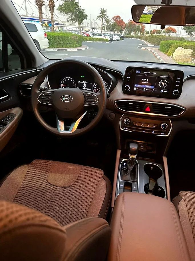 Used Hyundai Santa Fe IV, 2.4 l, 2021 in Dubai by First Choice Motors, White color. GCC Specs | AUTO.AE