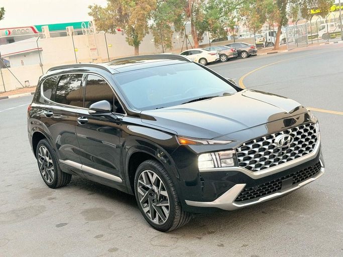 Подержанный Hyundai Santa Fe IV Рестайлинг, 2.5 л, 2023 в Дубае от Shamshad Motors FZCO Черный цвет. Американская | AUTO.AE