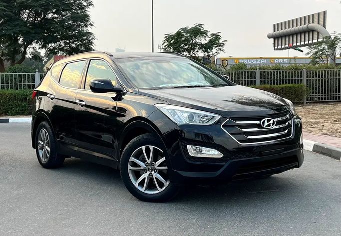 Подержанный Hyundai Santa Fe III, 3.3 л, 2014 в Дубае от Auto Links LLC Черный цвет. GCC | AUTO.AE