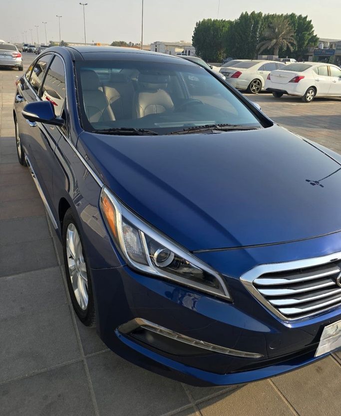 Used Hyundai Sonata VII (LF), 2.4 l, 2015 in Dubai, Blue color. American Specs | AUTO.AE