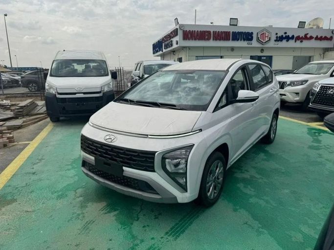 Новый Hyundai Stargazer, 1.5 л, 2024 в Дубае от Mohamed Hakim Motors Белый цвет. Other | AUTO.AE