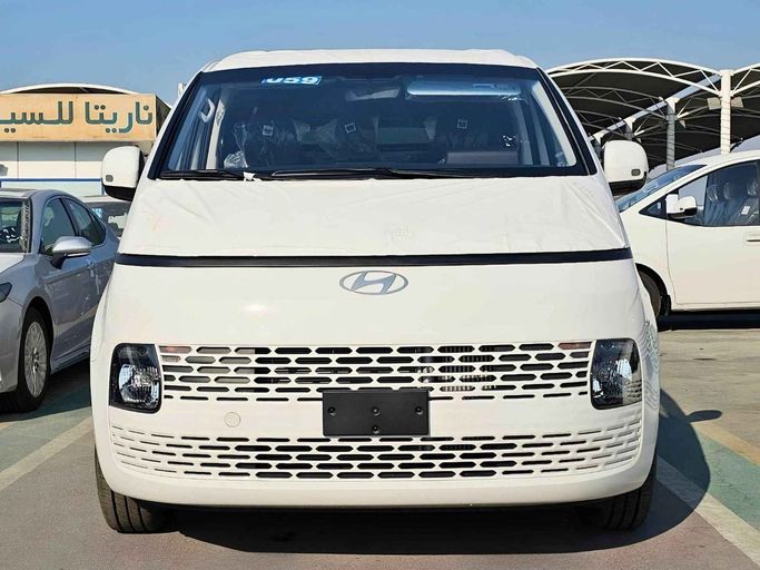 New Hyundai Staria, 2.2 l, 2025 in Dubai by SK Motors, White color. GCC Specs | AUTO.AE