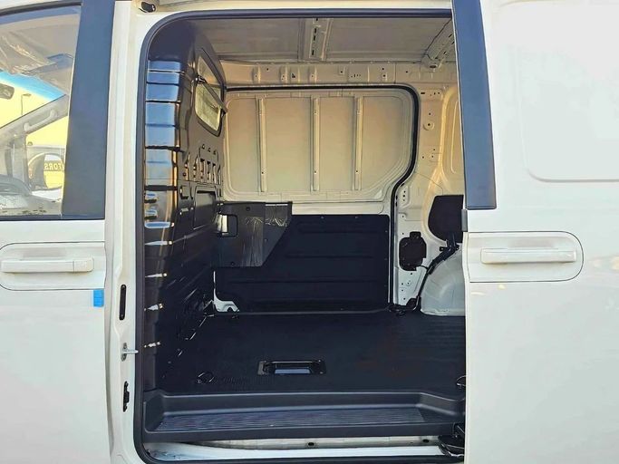 New Hyundai Staria, 2.2 l, 2025 in Dubai by SK Motors, White color. GCC Specs | AUTO.AE