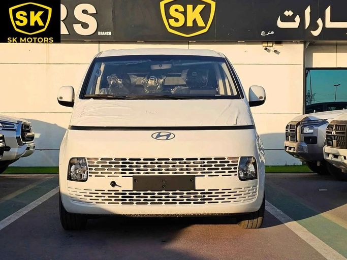 New Hyundai Staria, 3.5 l, 2025 in Dubai by SK Motors, White color. GCC Specs | AUTO.AE