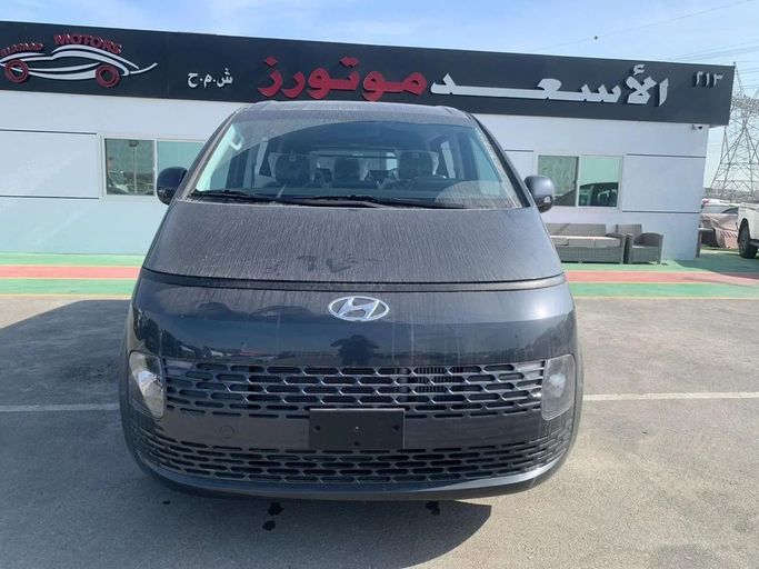 Новый Hyundai Staria, 2.2 л, 2024 в Дубае от Al Asaad Motors FZCO Черный цвет. Корейская | AUTO.AE