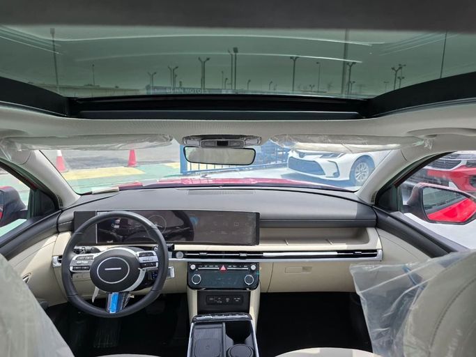 Новый Hyundai Tucson IV, 1.5 л, 2025 в Дубае от Mohamed Hakim Motors Красный цвет. Other | AUTO.AE