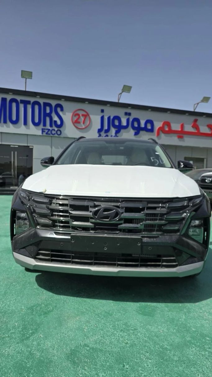 Новый Hyundai Tucson IV Рестайлинг, 1.5 л, 2025 в Дубае от Mohamed Hakim Motors Черный цвет. GCC | AUTO.AE