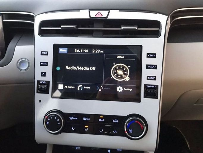 Новый Hyundai Tucson IV, 2.0 л, 2024 в Дубае от Mohamed Hakim Motors Белый цвет. GCC | AUTO.AE