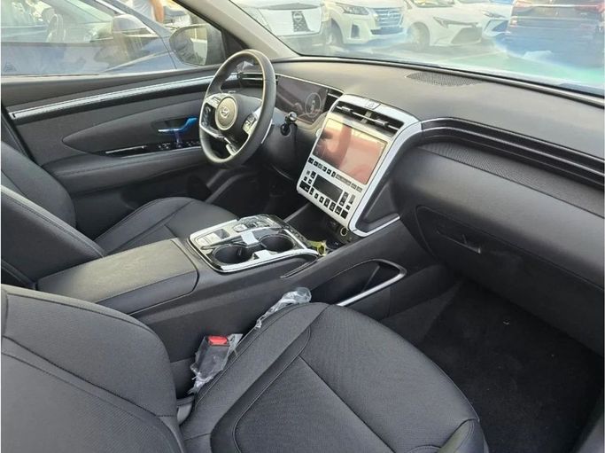Новый Hyundai Tucson IV, 1.6 л, 2022 в Дубае от Mohamed Hakim Motors Коричневый цвет. Other | AUTO.AE