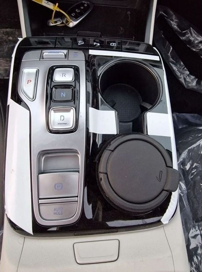 Новый Hyundai Tucson IV Рестайлинг, 1.6 л, 2024 в Дубае от Mohamed Hakim Motors Черный цвет. GCC | AUTO.AE