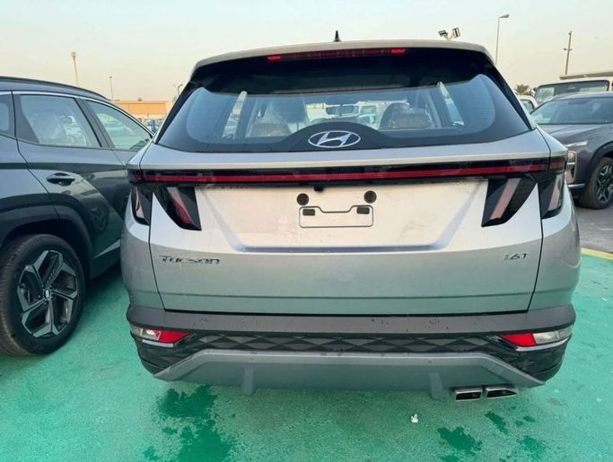 Новый Hyundai Tucson IV, 1.6 л, 2024 в Дубае от Mohamed Hakim Motors Серебристый цвет. GCC | AUTO.AE