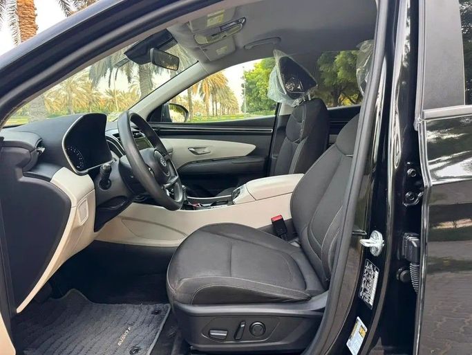 Подержанный Hyundai Tucson IV, 2.5 л, 2022 в Дубае от Abdo Al Muthanna Used Cars Черный цвет. Американская | AUTO.AE