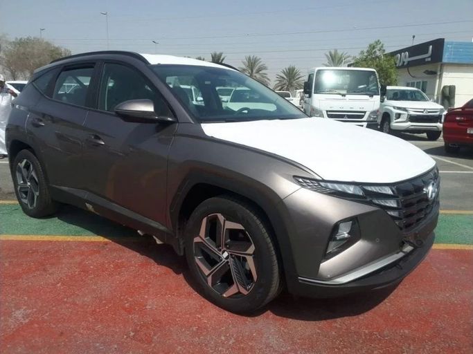 Новый Hyundai Tucson IV, 1.6 л, 2022 в Дубае от Atlantis Motors FZE Коричневый цвет. GCC | AUTO.AE