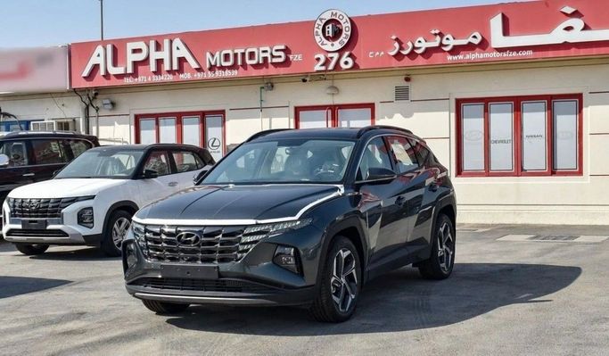 جديدة Hyundai Tucson رابعاً, 1.6 l, 2024 في في دبي من ALPHA MOTORS FZE، اللون رمادي. مواصفات الخليج | AUTO.AE