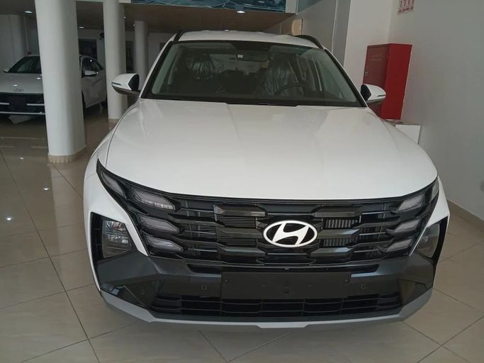 Новый Hyundai Tucson IV Рестайлинг, 1.6 л, 2025 в Дубае от QUALITY AUTO FZC Белый цвет. GCC | AUTO.AE