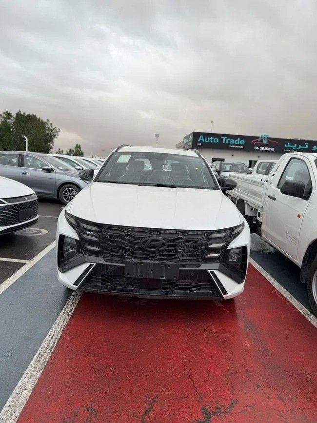 جديدة Hyundai Tucson فيس ليفت IV, 1.6 l, 2025 في في دبي من QUALITY AUTO FZC، اللون أبيض. المواصفات الصينية | AUTO.AE