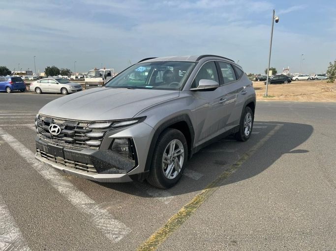 جديدة Hyundai Tucson رابعاً, 2.0 l, 2025 في في دبي من STYLE MOTORS FZE، اللون فضي.  | AUTO.AE