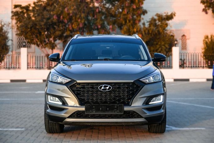 مستعملة Hyundai Tucson ثالثاً فيس ليفت, 2.4 l, 2020 في في دبي من PINOY USED CARS، اللون بني. مواصفات الخليج | AUTO.AE | إعلان #247610