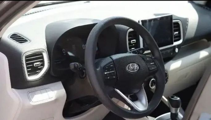 Новый Hyundai Venue I (Indian Market) Рестайлинг, 1.0 л, 2024 в Дубае от Mohamed Hakim Motors Черный цвет. Other | AUTO.AE