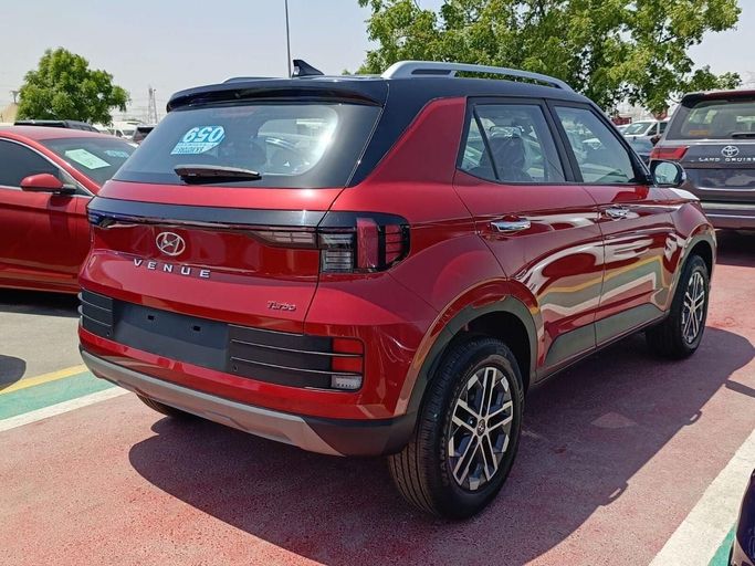 Новый Hyundai Venue I (Indian Market) Рестайлинг, 1.0 л, 2023 в Дубае от SK Motors Красный цвет. GCC | AUTO.AE