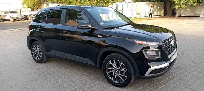 مستعملة Hyundai Venue I, 1.6 l, 2020 في في دبي، اللون أسود. المواصفات الأمريكية | AUTO.AE | إعلان #270212