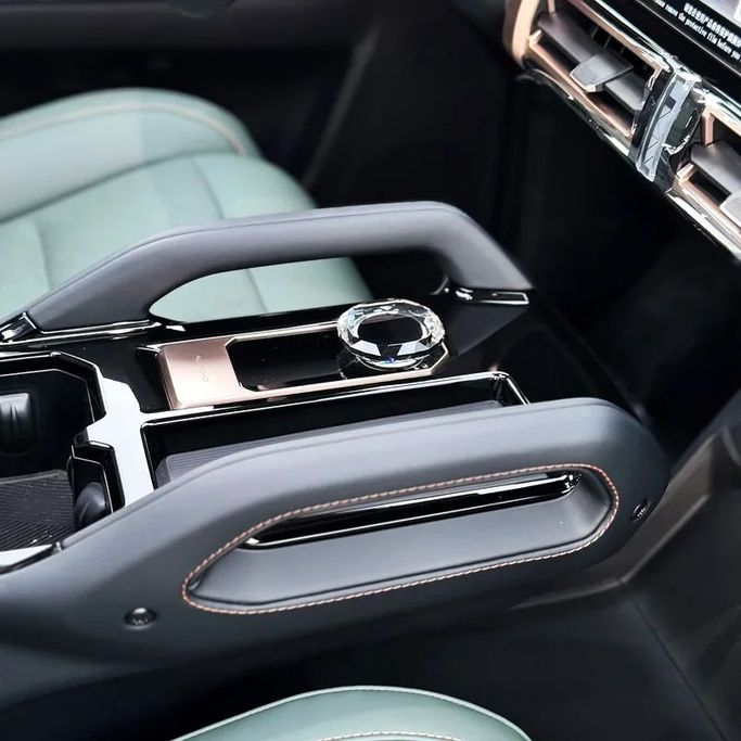 Новый iCar 03, 2023 в Дубае от Sola Motors Серый цвет. GCC | AUTO.AE