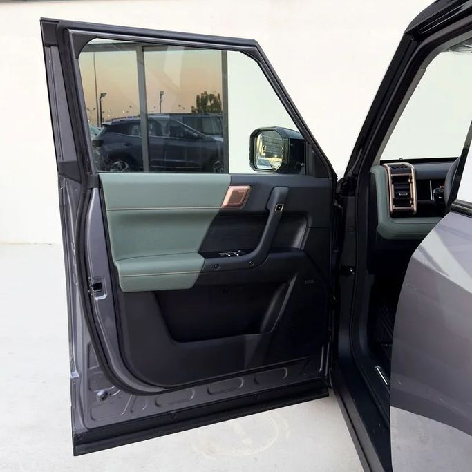 Новый iCar 03, 2023 в Дубае от Sola Motors Серый цвет. GCC | AUTO.AE