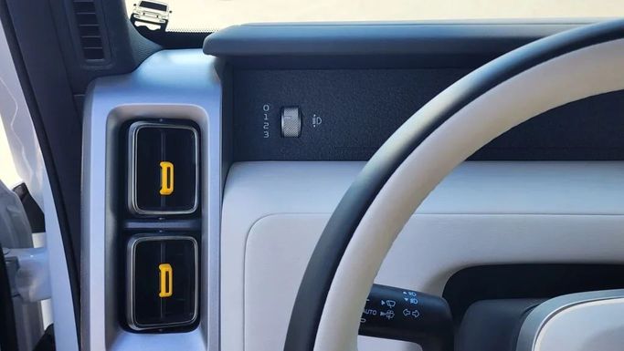 New iCar V23, 2024 in Dubai by Alwan Global Cars, White color. Other | AUTO.AE