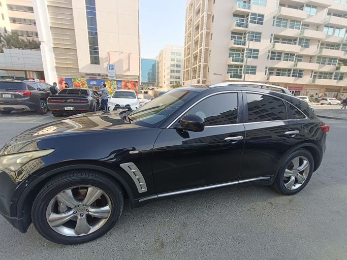 Подержанный Infiniti FX II (S51), 3.5 л, 2009 в Дубае Черный цвет. GCC | AUTO.AE