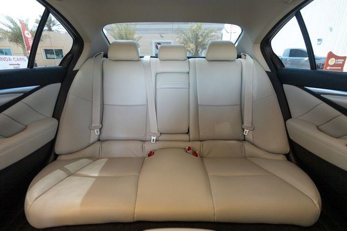 Used Infiniti Q50 I Facelift, 3.0 l, 2023 in Dubai by Linda Cars, Grey color. GCC Specs | AUTO.AE