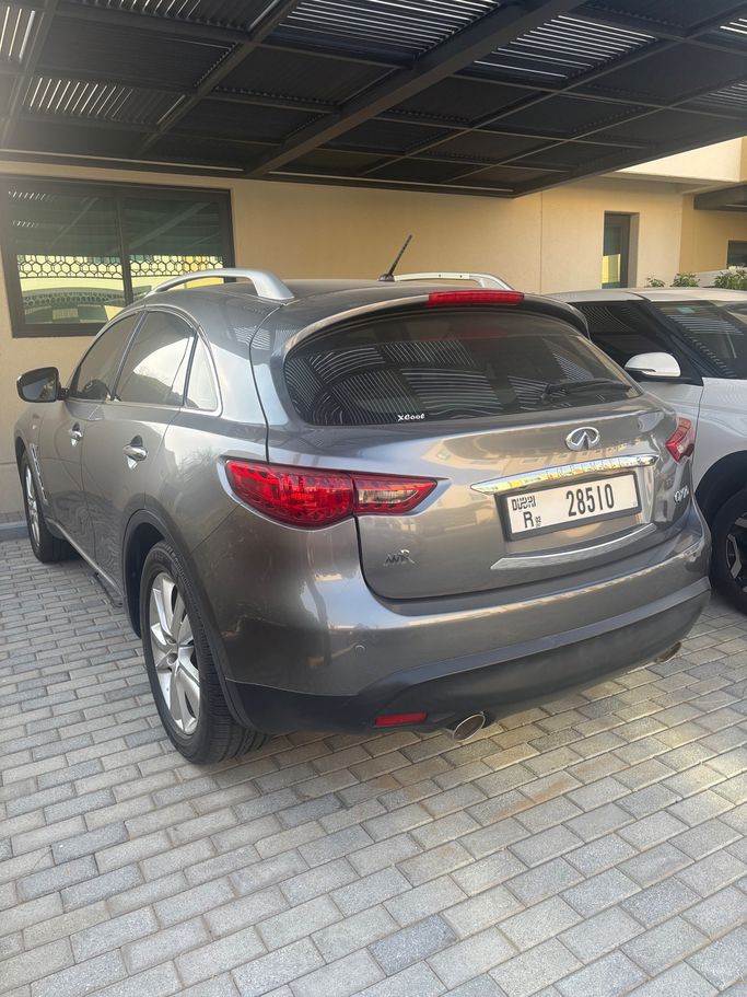 Подержанный Infiniti QX70 S51, 5.0 л, 2020 в ОАЭ, Дубай Серебристый цвет. Other | AUTO.AE | Объявление #273933