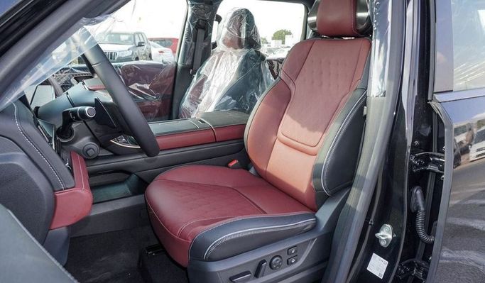 New Infiniti QX80 II, 3.5 l, 2025 in Dubai by Najem Motors, Black color. GCC Specs | AUTO.AE