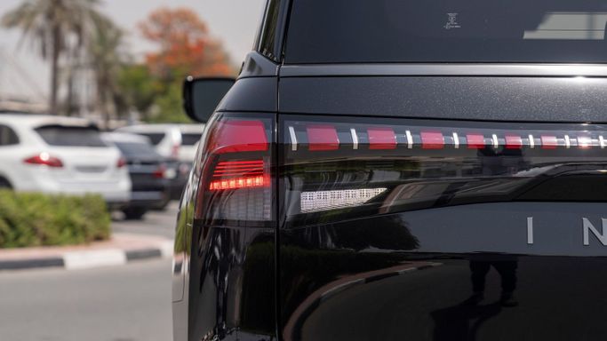 Новый Infiniti QX80 II, 3.5 л, 2025 в Дубае от Milele Черный цвет. Other | AUTO.AE