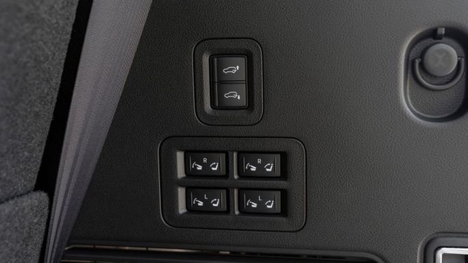 Новый Infiniti QX80 II, 3.5 л, 2025 в Дубае от Milele Черный цвет. Other | AUTO.AE