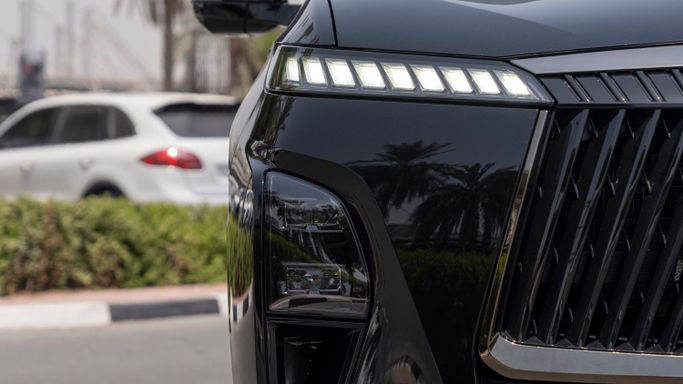 Новый Infiniti QX80 II, 3.5 л, 2025 в Дубае от Milele Черный цвет. Other | AUTO.AE