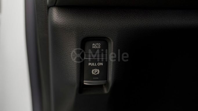 Новый Infiniti QX80 II, 3.5 л, 2025 в Дубае от Milele Белый цвет. Other | AUTO.AE