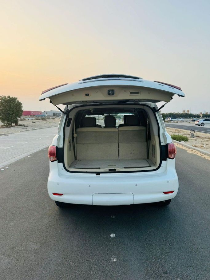 Подержанный Infiniti QX80 I, 5.6 л, 2014 в Дубае от Al Balora Al Bayda Used Cars Белый цвет. Other | AUTO.AE