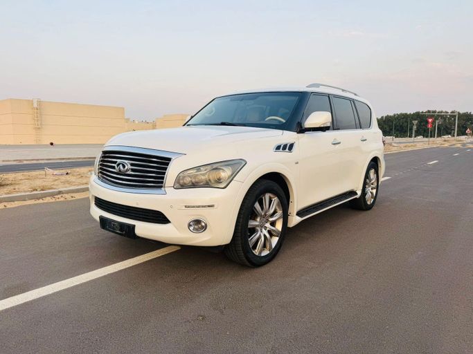 Подержанный Infiniti QX80 I, 5.6 л, 2014 в Дубае от Al Balora Al Bayda Used Cars Белый цвет. Other | AUTO.AE